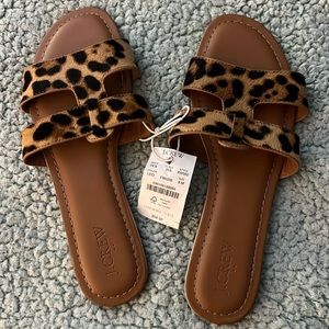 J Crew Women’s Slide Sandals - NWT - Leopard Print